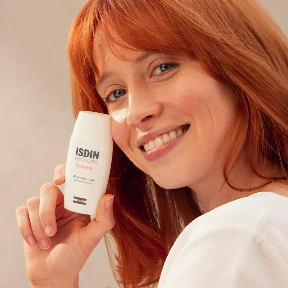 Isdin FotoUltra Redness Facial Sunscreen Cream SPF50 50ml Secondary image